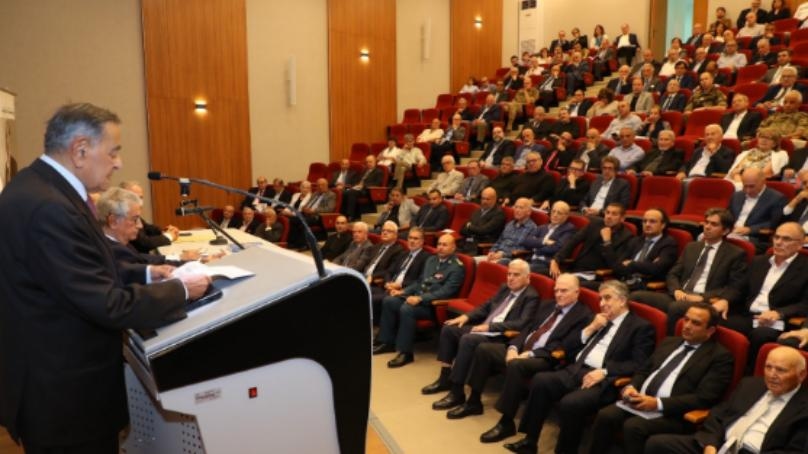 العميد الركن جان ناصيف يوقّع كتابه "سيرة عسكريّة وعِبَر وطنيّة"