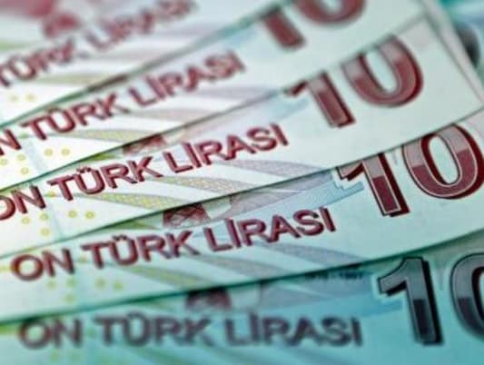 الليرة التركية تهوي أمام الدولار.. مجدداً
