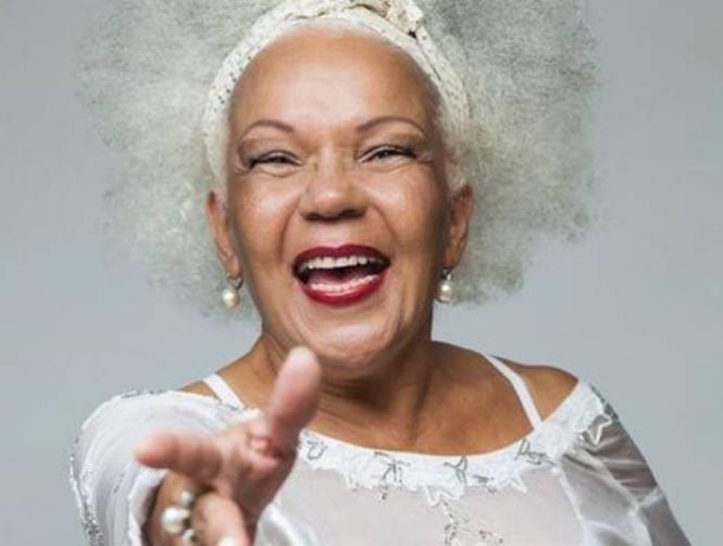 Singer of ‘La Lambada’ Loalwa Braz Found Burned to Death