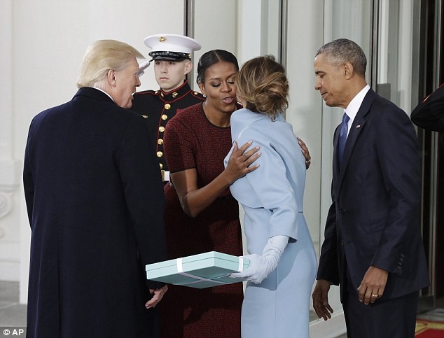 What Body Language Experts Revealed about the Trumps, the Obamas and the Clintons