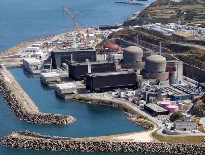 Reuters citing sources: Explosion at EDF's Flamanville reactor, possibility of some injuries; local authority official confirms no nuclear risk