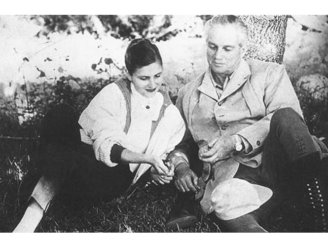 السيّدة الأولى زلفا شمعون: لها طابع وذكرى خالدة 