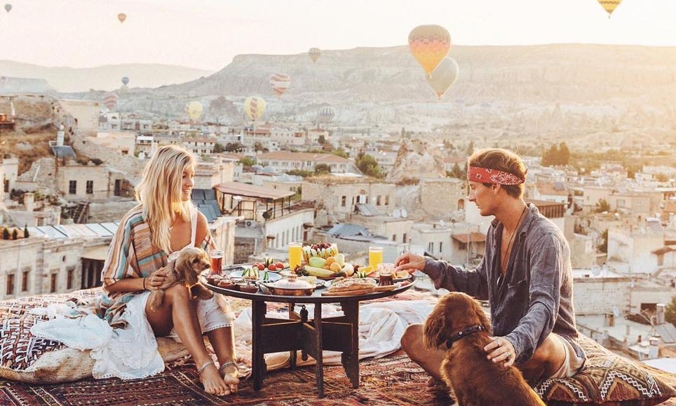 Photos: Meet the Instagram Couple Who Get Paid up to £7,000 for Each Post