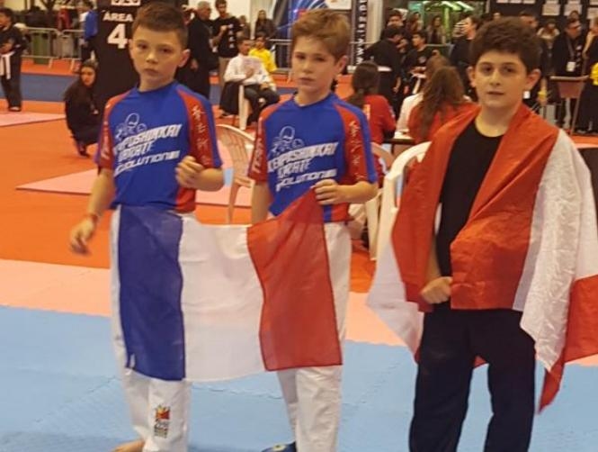 "كوبرا"... بطلٌ صغيرٌ من بلادي