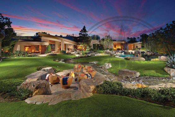 Drake Accuses Coachella Area Hotel of 'Racial Profiling'