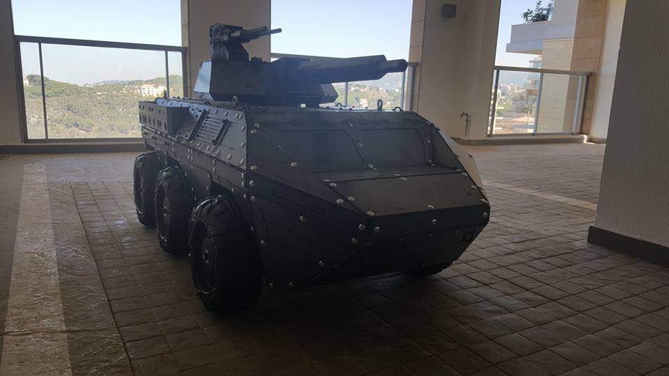 بالصّور: سيّارة عسكريّة لبنانيّة... للشباب!