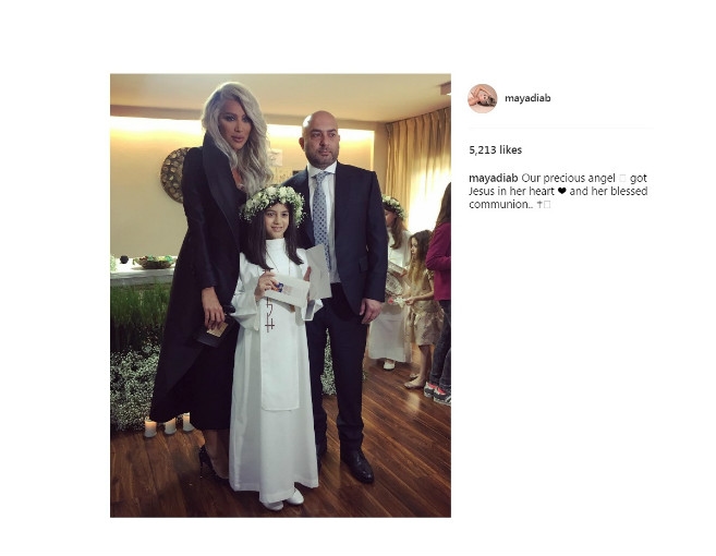 بالصورة: مايا دياب تحتفل بقربانة ابنتها الأولى