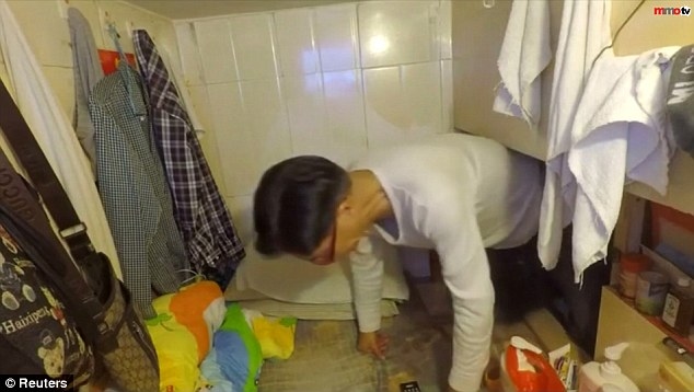 'Coffin Homes' of Hong Kong Revealed in Pictures