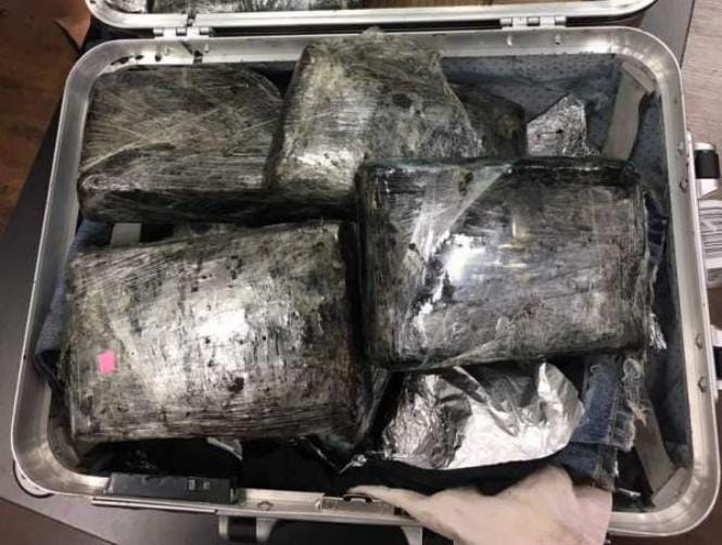 Lebanese customs foils another cocaine smuggling attempt through Beirut Airport