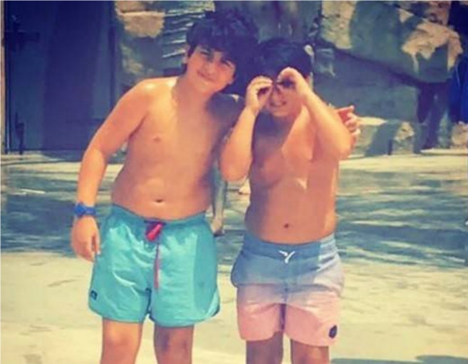 بالصور: طفلا تيم حسن يثيران الضجة... فهل يشبهانه؟