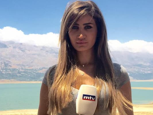 مراسلة mtv من السوديكو : تجمع عدد من الناشطين للقول لا للقانون النسبي على اساس الـ 15 دائرة لانه يعيد الزمن الى الوراء ويؤمن ديمومة المسؤولين على حد قولهم