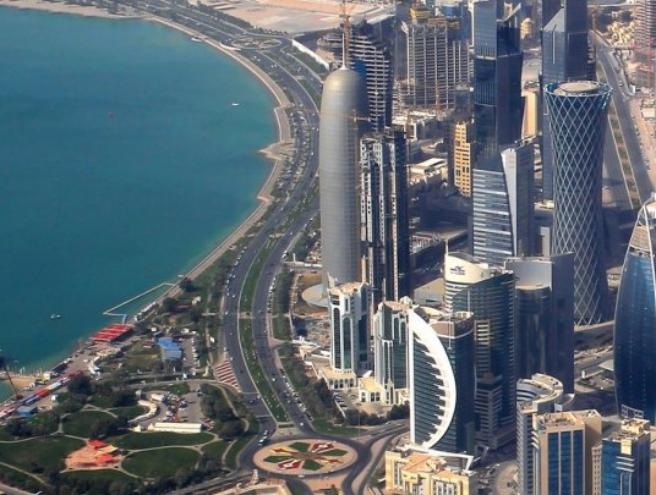 قطر تتهم جاراتها في الخليج بالسعي الى "فرض الوصاية" عليها