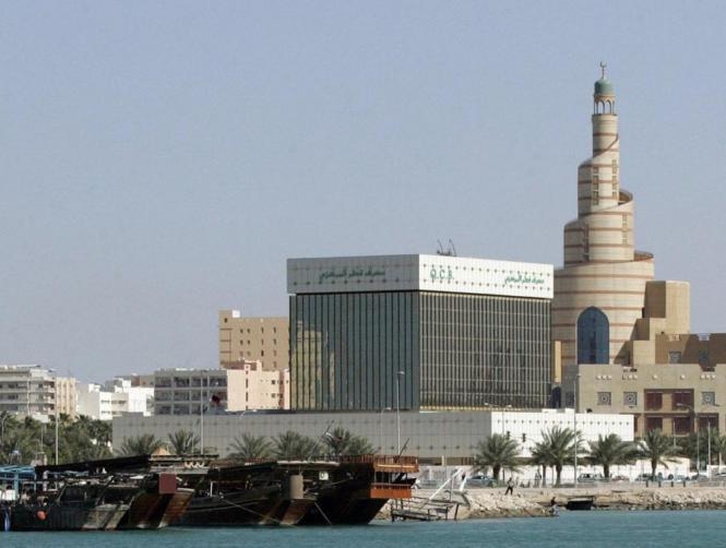 وسط مؤشرات على سحب أموال أجنبية.. "قطر المركزي" يتحرك