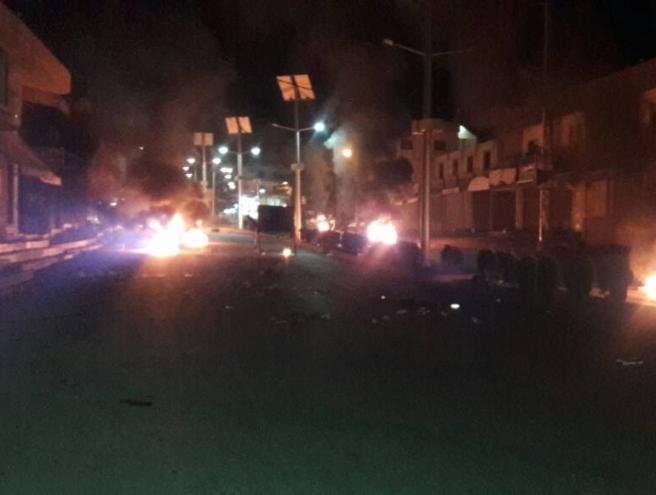 شبّان الشراونة يحتجّون...