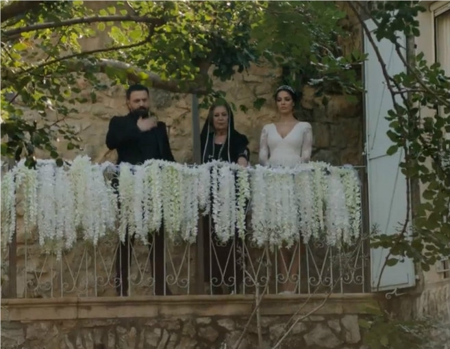 زفافهما "أشعل" المواقع... وهكذا أطلّا كعروسين