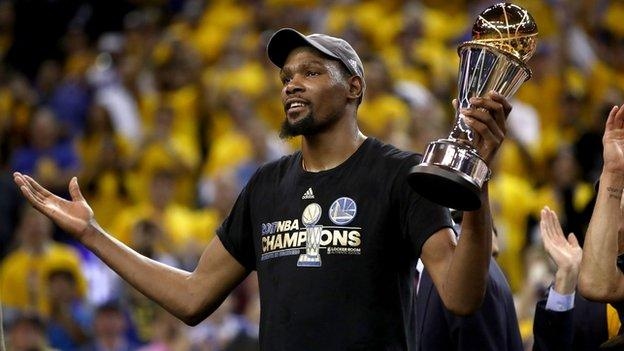 NBA Finals: The Golden State Warriors beat the Cleveland Cavaliers to win title