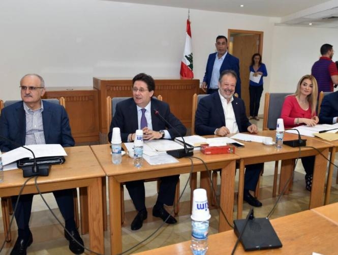 لجنة المال تقرّ موازنة الاتصالات