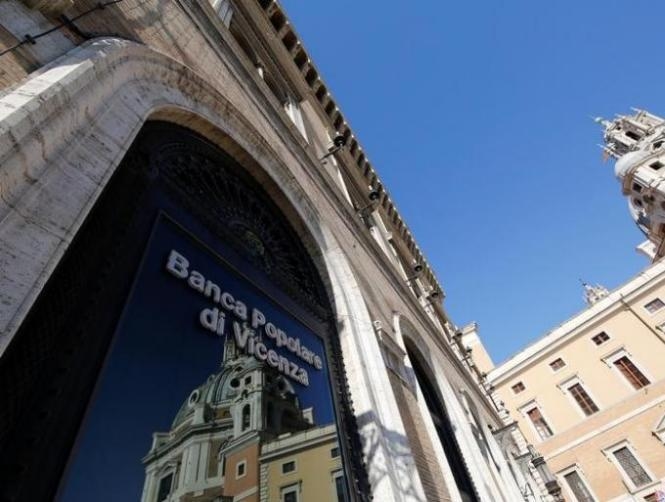 Italy holds emergency cabinet meeting over Veneto banks