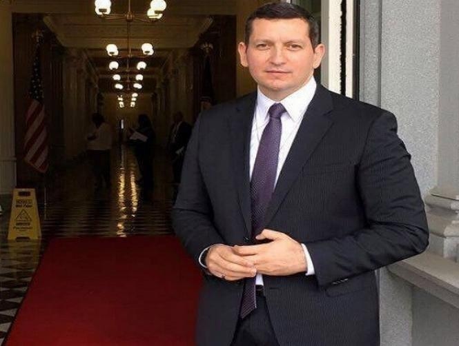 جهاد مقدسي يعتزل العمل السياسي