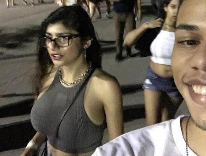 Former Porn Star Mia Khalifa Punches Fan for Taking Selfie Without Asking 