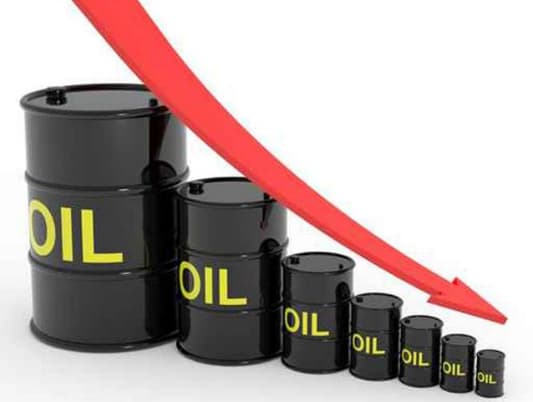 النفط يهبط متأثرا بارتفاع مخزونات الخام الأميركية و"أوبك"