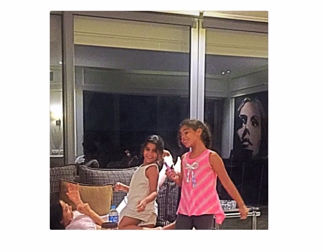 بالصورة: فيروز في منزل شيرين عبد الوهاب