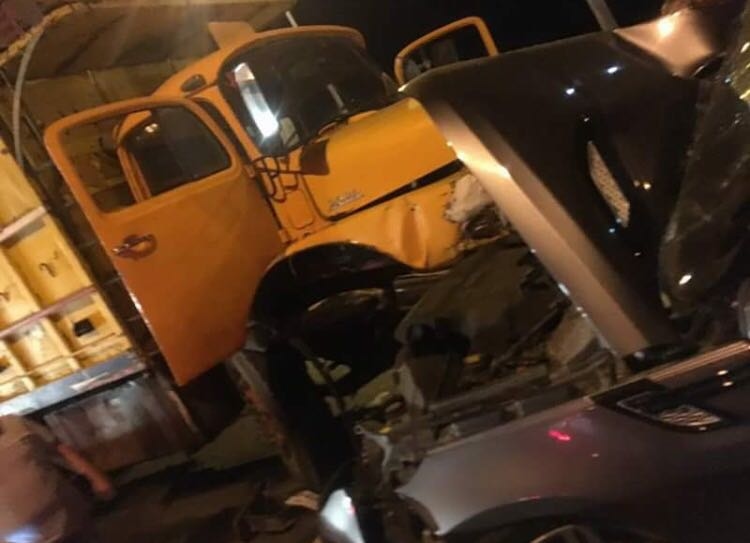 بالصور: إصابة ملحم زين في حادث سير مروّع...