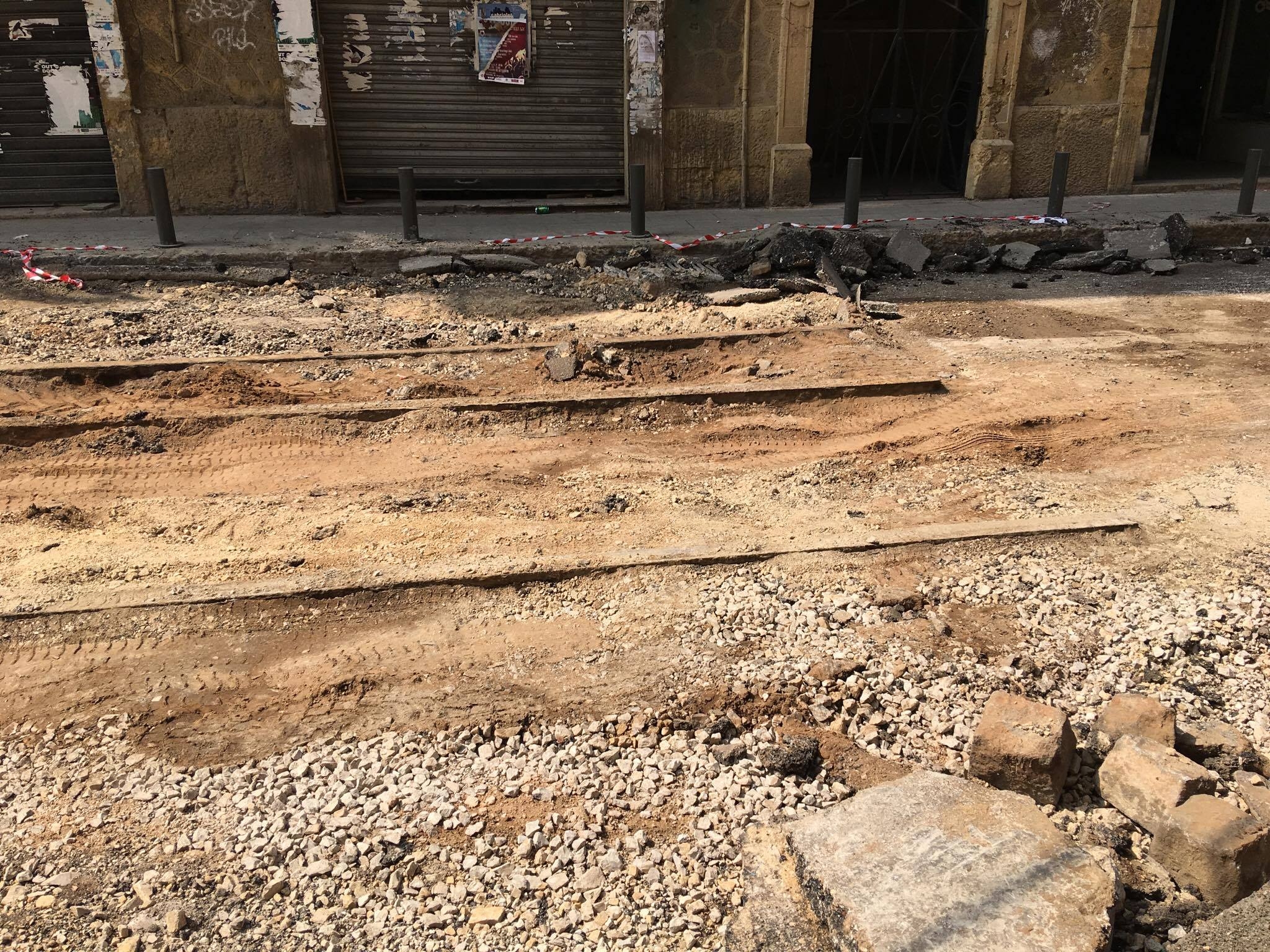 بالصّور: عندما يكشف "التّزفيت" كنزاً ثميناً 