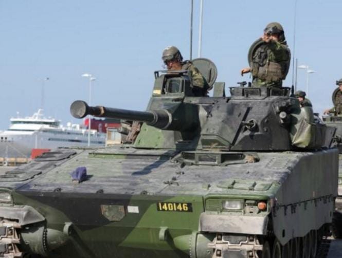 Philippines says China agrees on no new expansion in South China Sea