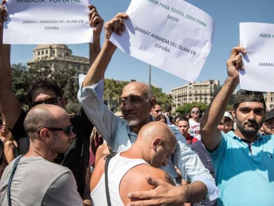 مسلمون يتظاهرون ضد الإرهاب في برشلونة