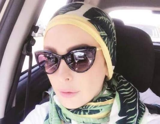 ... وارتدت الفنّانة اللبنانيّة المعروفة الحجاب