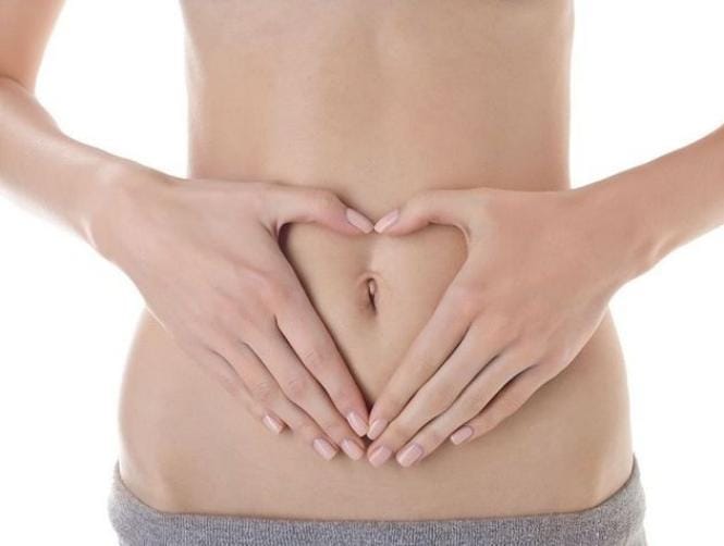 Why Touching Your Belly Button Makes You Need to Pee