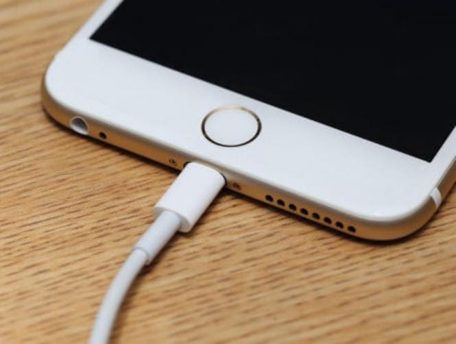 Why You Shouldn't Charge Your Mobile Phone Overnight