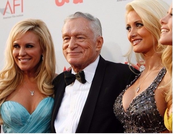 ...وخطف الموت مؤسّس مجلة Playboy