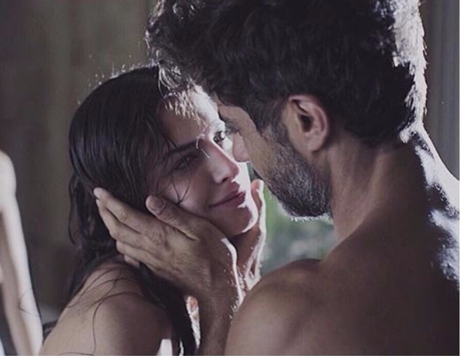 صور حميمة وجريئة جداً لوصيفة ملكة جمال لبنان