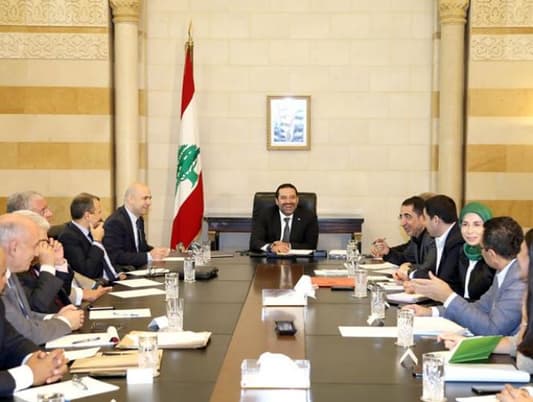 Hariri chairs infrastructure program meeting, receives Kuwaiti ambassador