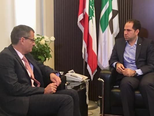 Kataeb president, Ambassador of Germany tackle displacement dossier