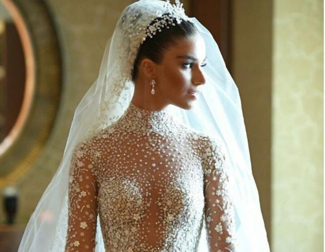 بالصور: فستان لارا اسكندر في زفافها من توقيع زهير مراد وهكذا بدَتْ