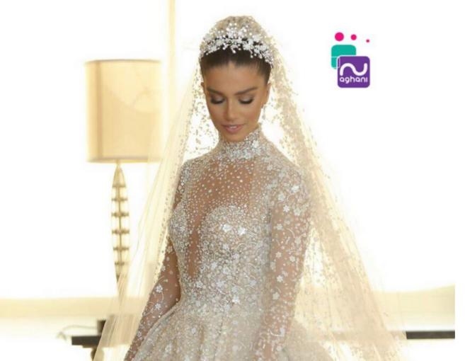 بالصور: فستان لارا اسكندر في زفافها من توقيع زهير مراد وهكذا بدَتْ