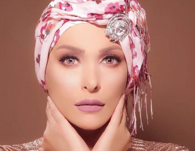 الظهور الأوّل لأمل حجازي وزوجها بعد ارتداء الحجاب