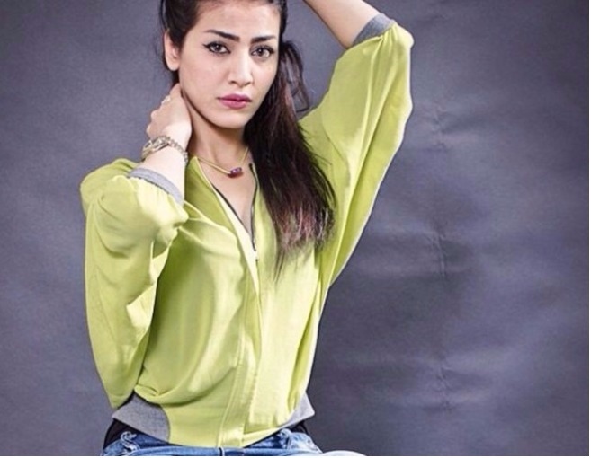 النجمة العربية استأصلت ورمها السرطاني... "ادعوا لي"