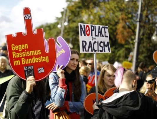 German groups mobilize against rise of far right