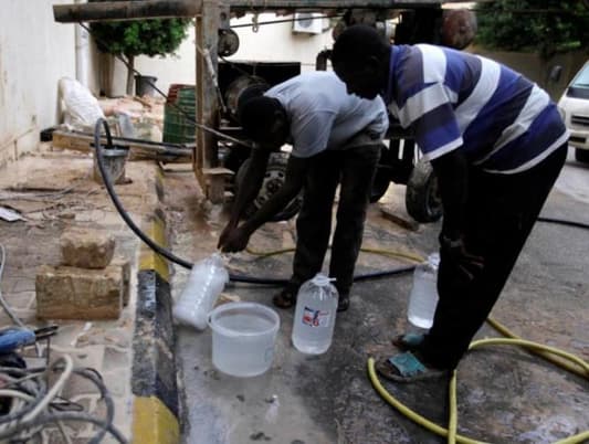 Libyans dig for water in latest test for capital's residents