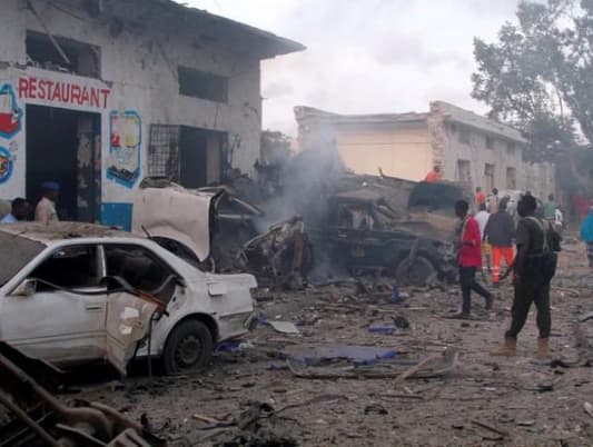 Islamists attack Somali hotel, killing at least 29, police say