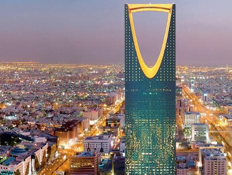 السعودية ستباشر بإصدار تأشيرات سياحية