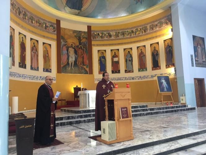 المطران نفاع ترأس قداس تذكار الموتى في زغرتا