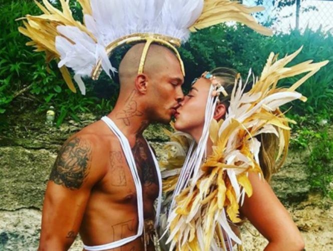 The 'Hot Felon' Makes an Astonishing Amount of Money Every Month