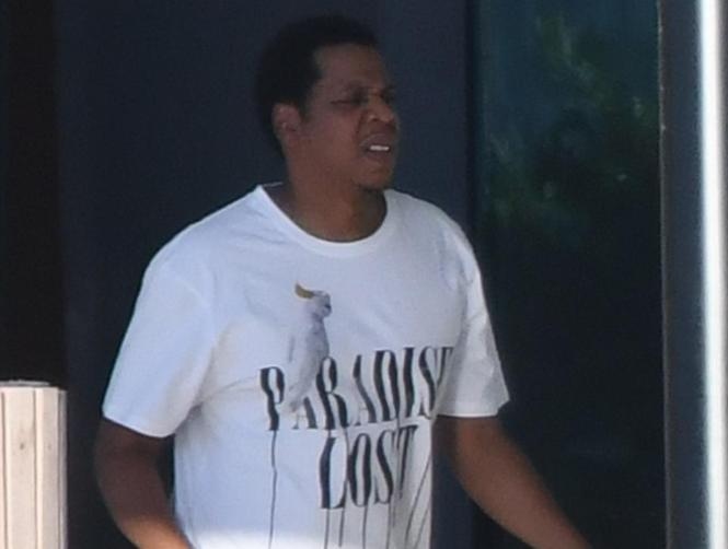 Photos: First Public Photo of Beyonce's Twins Surface, and They're Growing Fast!