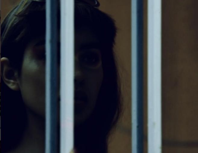 بالصور: الفنانة اللبنانية الشابة تعود بوجه مشوّه