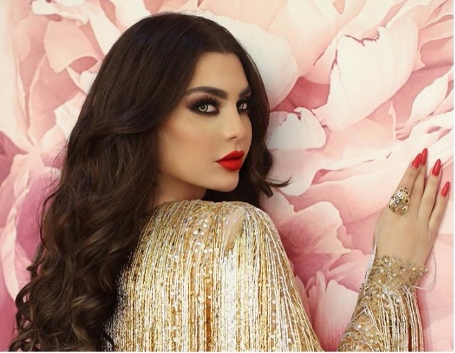 بالصورة: هكذا أصبح ابن النجمة اللبنانية المثيرة